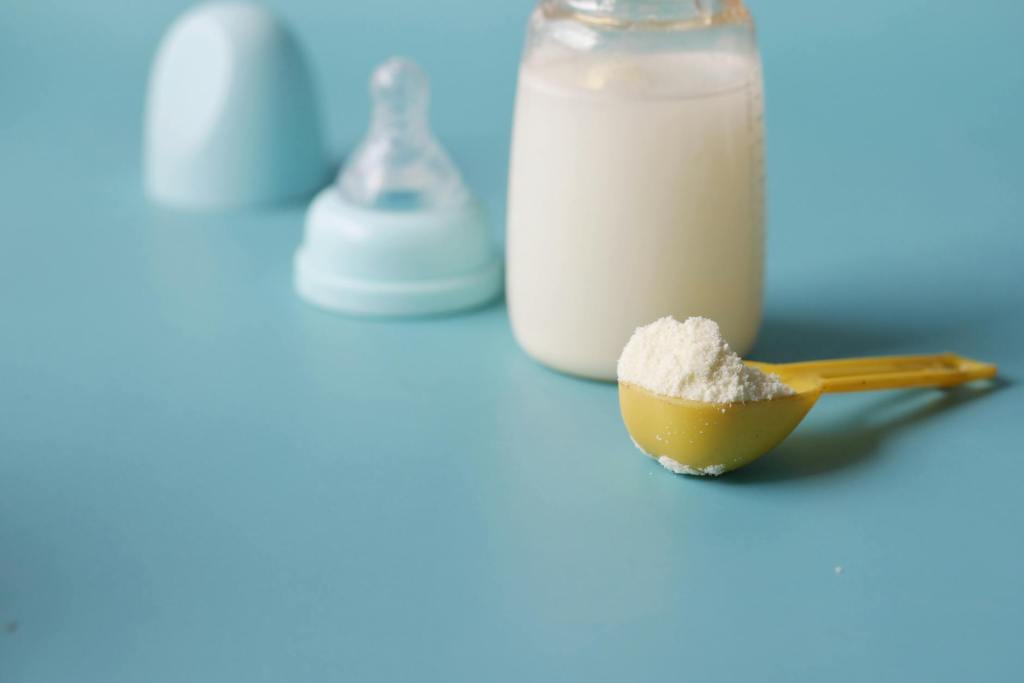 “Does Social Media Advertising of Infant Formula Harm Breastfeeding? Australia’s Push for Stricter Regulations”